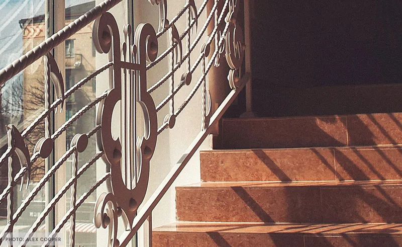 Handrail decorated with music notes